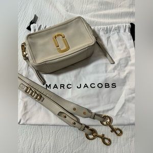 Marc jacobs authentic crossbody bag